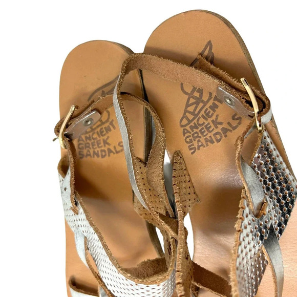 Ancient Greek Sandals Lasercut‎ Flat Leather Sandals Silver Size 38 US 8 - Picture 5 of 7